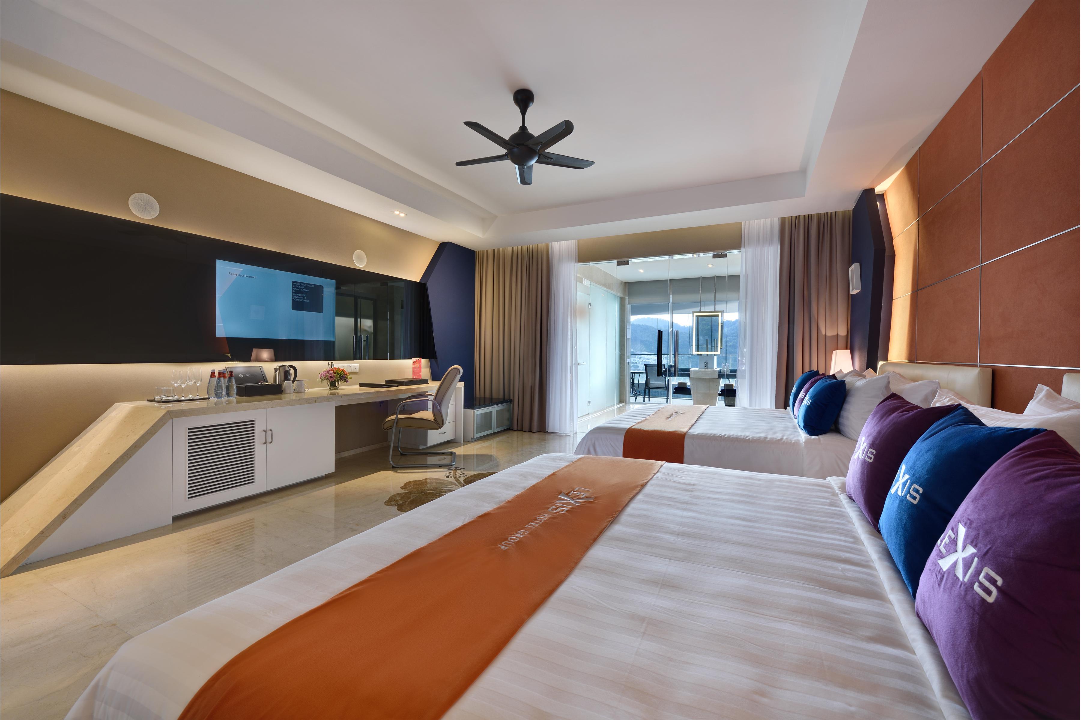 Lexis Suites Penang Bayan Lepas Exterior photo Deluxe Ocean View