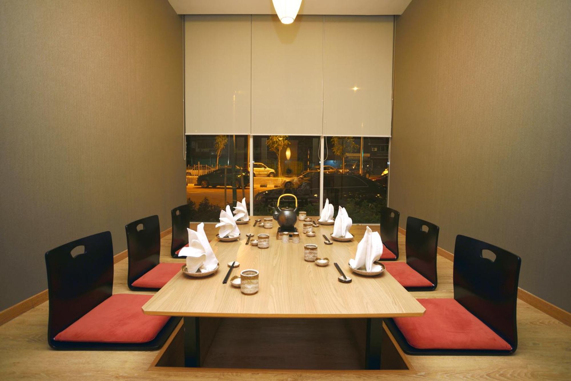 Lexis Suites Penang Bayan Lepas Exterior photo A traditional Japanese restaurant
