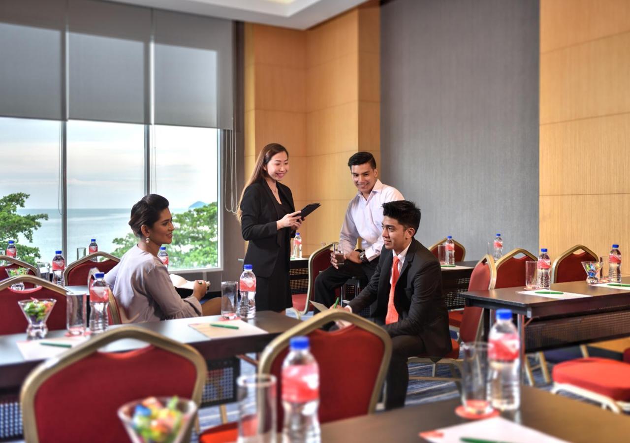Lexis Suites Penang Bayan Lepas Exterior photo Meeting room